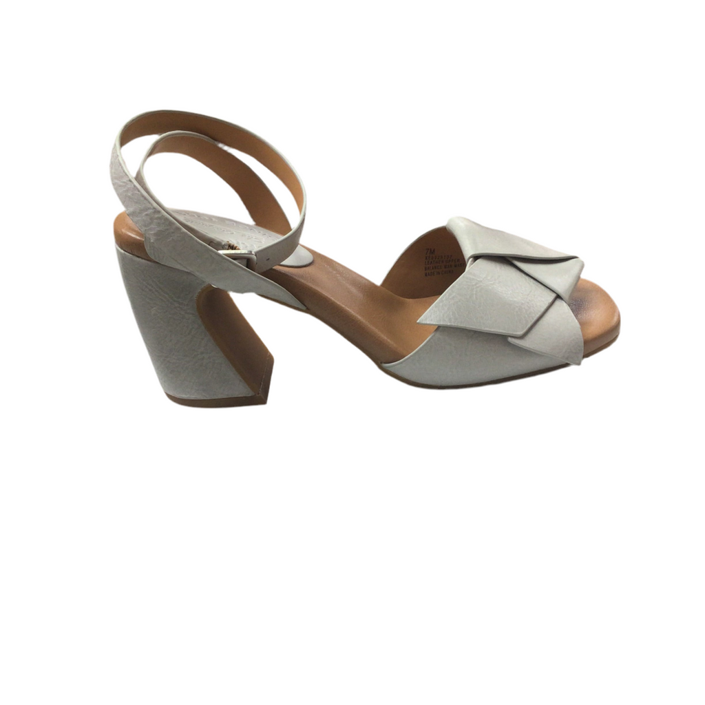 Brooke | KORK EASE