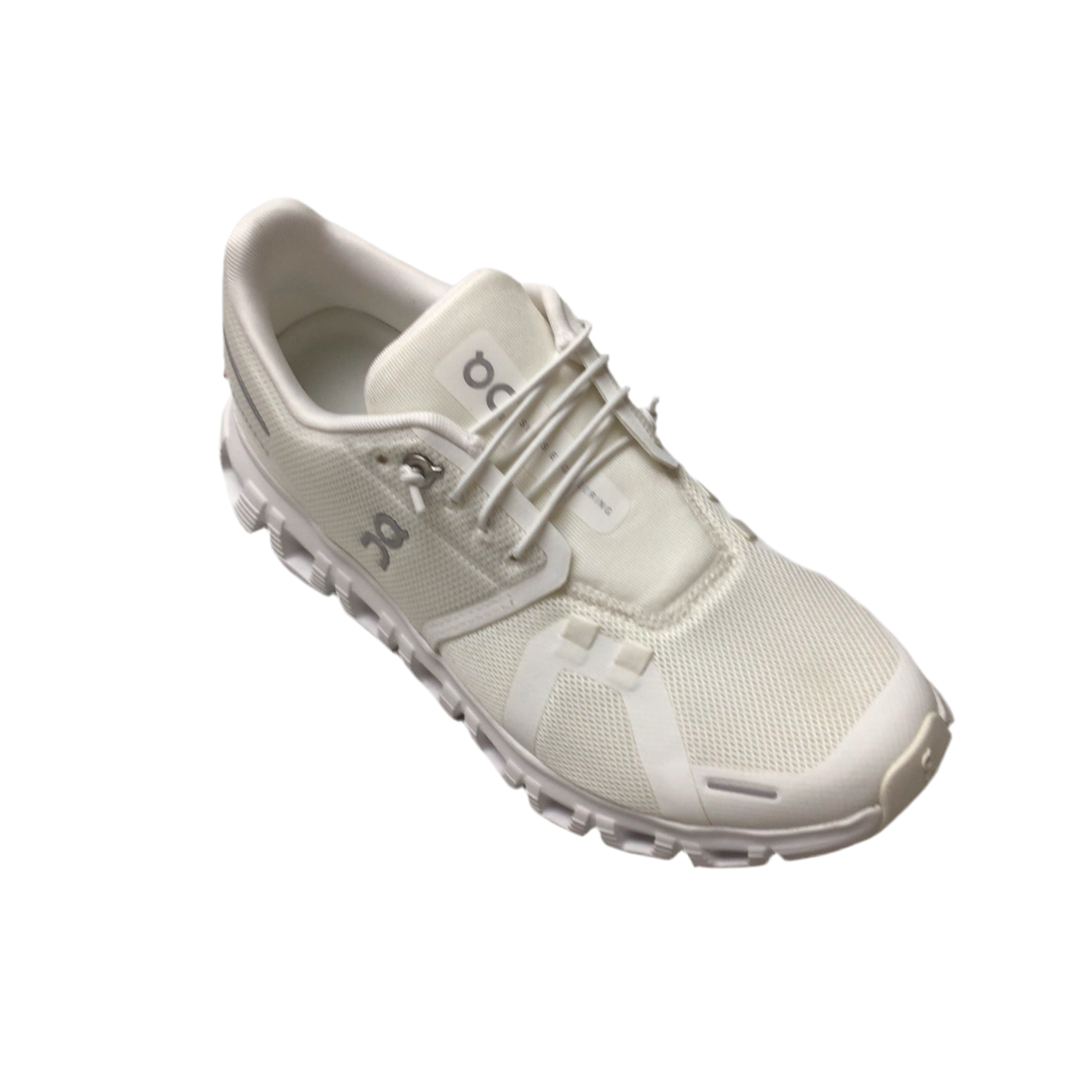 Cloud 6 | ON RUNNING