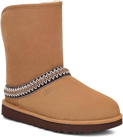 Classic Short Crescent | UGG