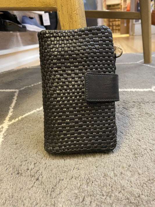 5587 Crossbody Wallet | MILO