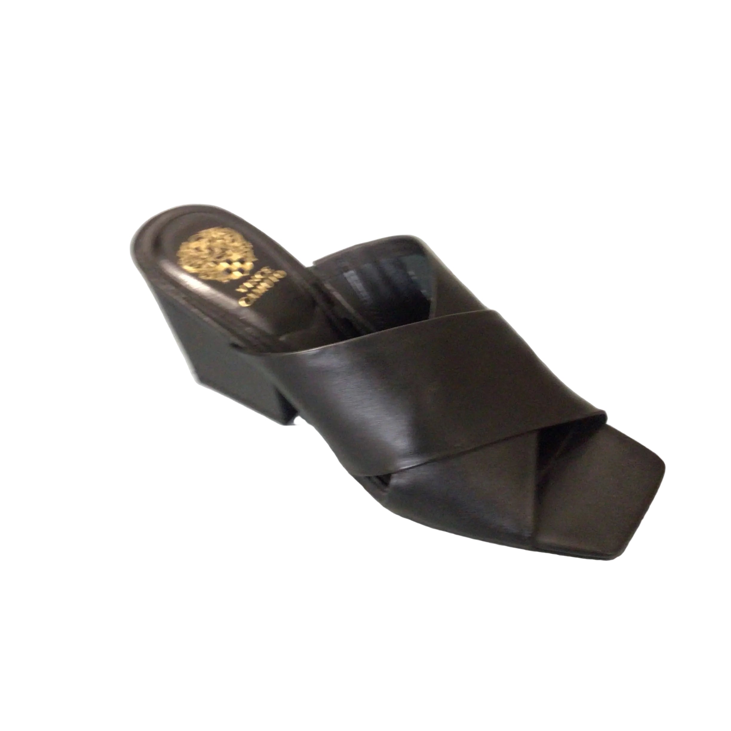 Kespa | VINCE CAMUTO