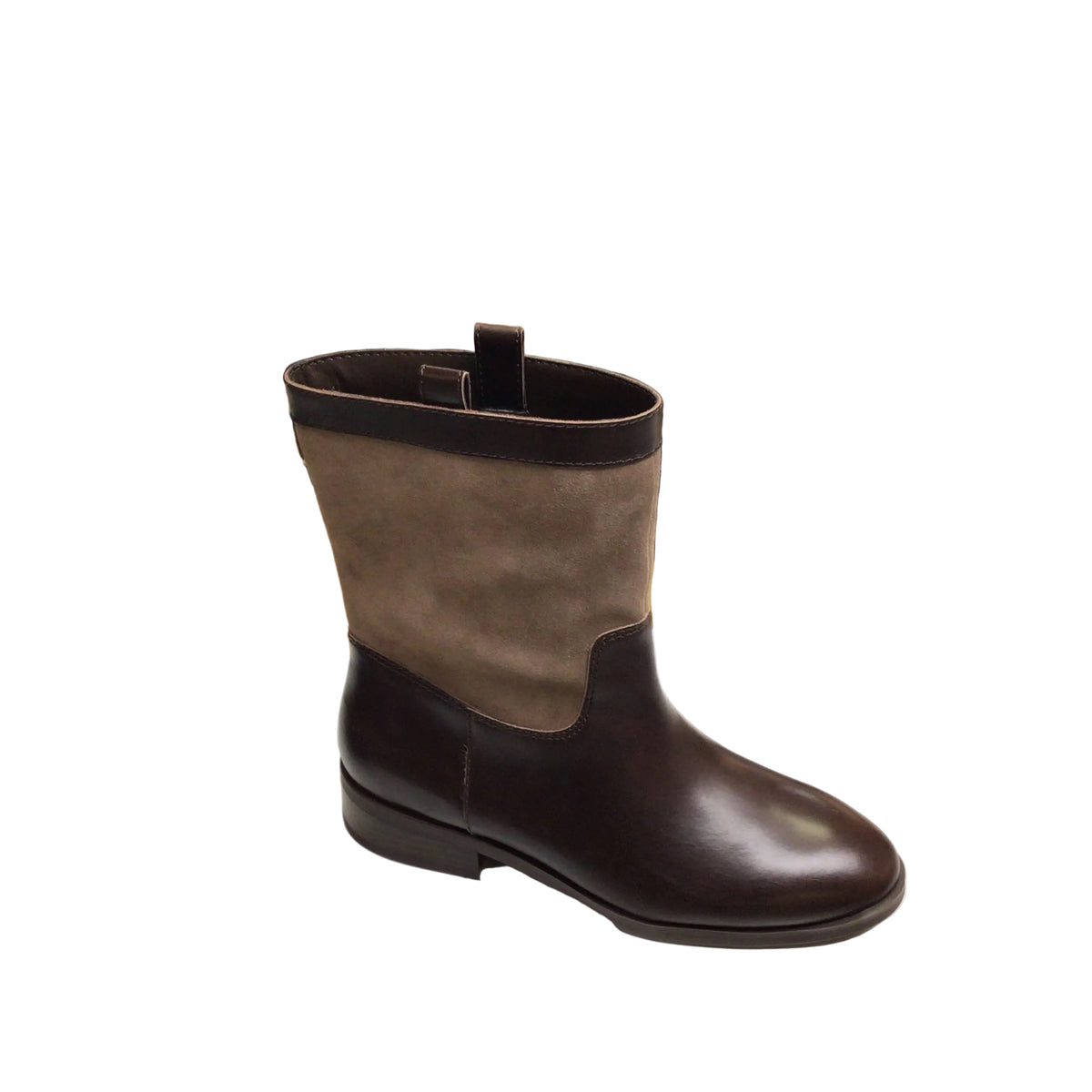 Bezzley | VINCE CAMUTO