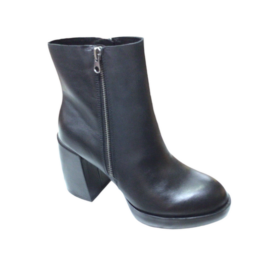 Aime | KORK EASE