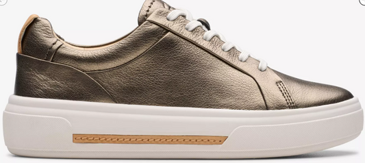 Hollyhock Walk | CLARKS