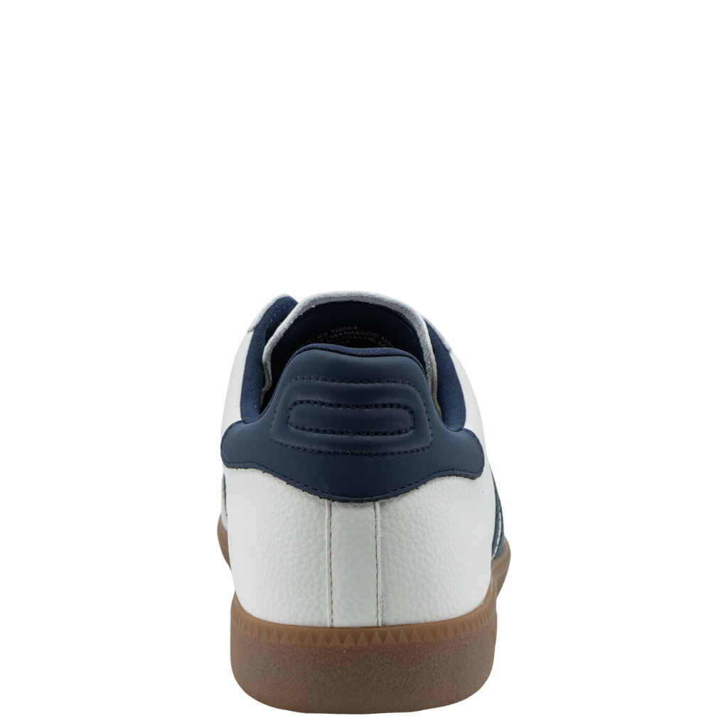 BACK 70 - CLOUD 600 in WHITE NAVY Sneakers