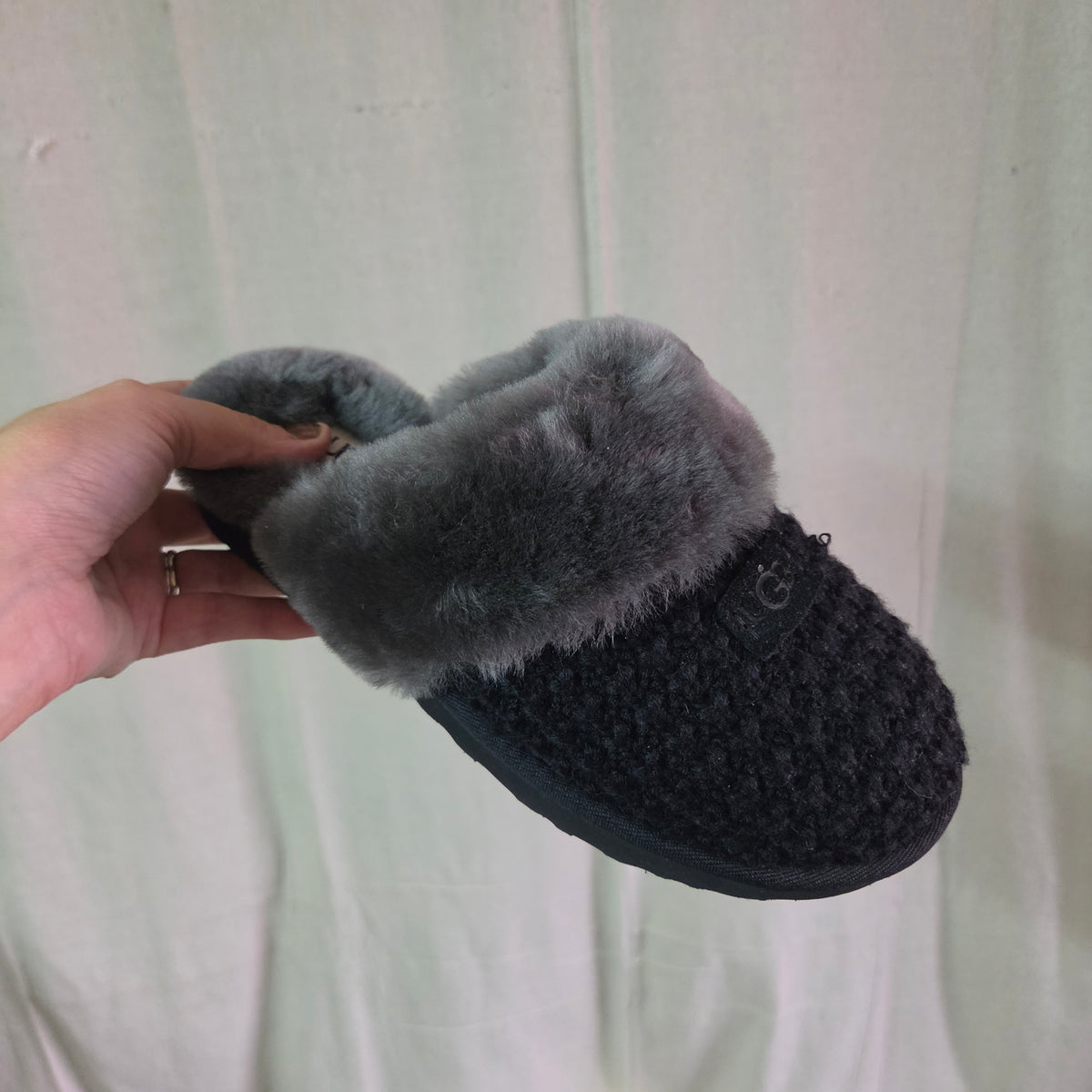 Cozy-Black