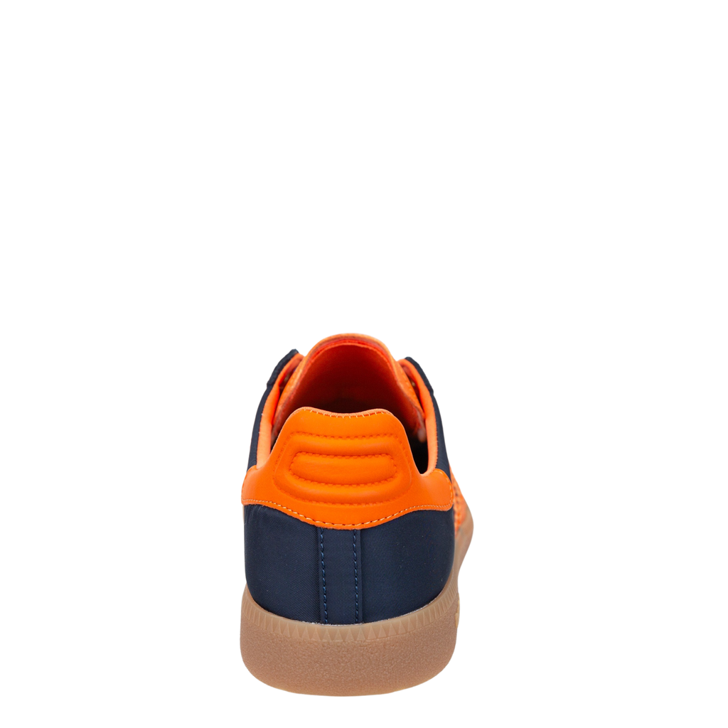 BACK 70 - GHOST in NAVY ORANGE Sneakers